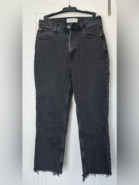 Abercrombie & Fitch Curve Love Straight-Leg Black Denim Jeans - Short